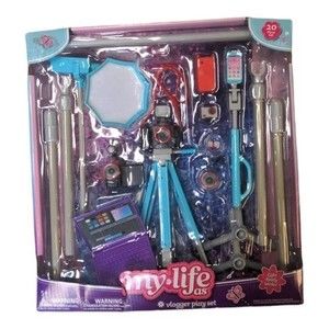 My Life As Vlogger 20 pc Set for 18" Dolls Light Really Works